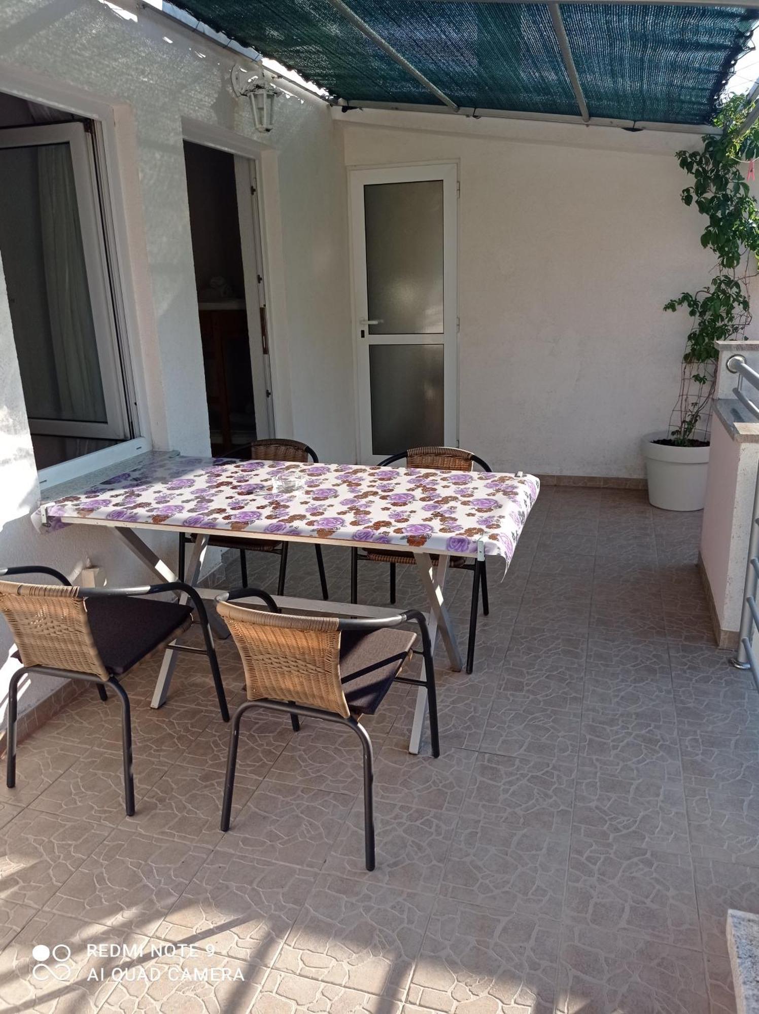Apartments Mihovil โอมิช ห้อง รูปภาพ